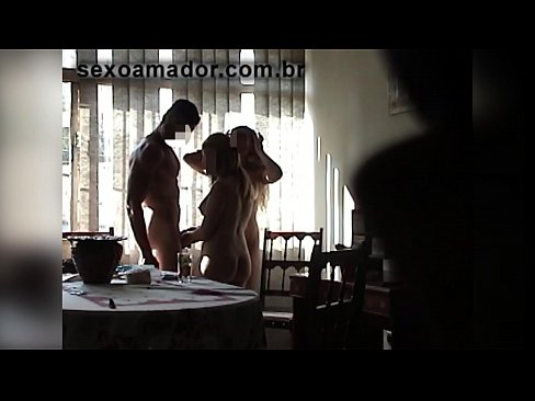 ❤️ ലൈംഗികസുഹൃത്തുക്കൾ ഒരു ഭീമാകാരനെയും അവനോടൊപ്പം ഒരു മൂന്നുപേരെയും ക്ഷണിക്കുന്നു ലൈംഗികത  ml.pornhills-com.ru ﹏